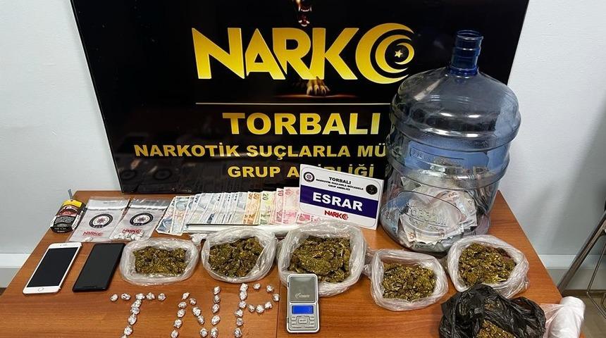 Torbalı polisinden 10 günlük takibin ardından zehir tacirine suçüstü