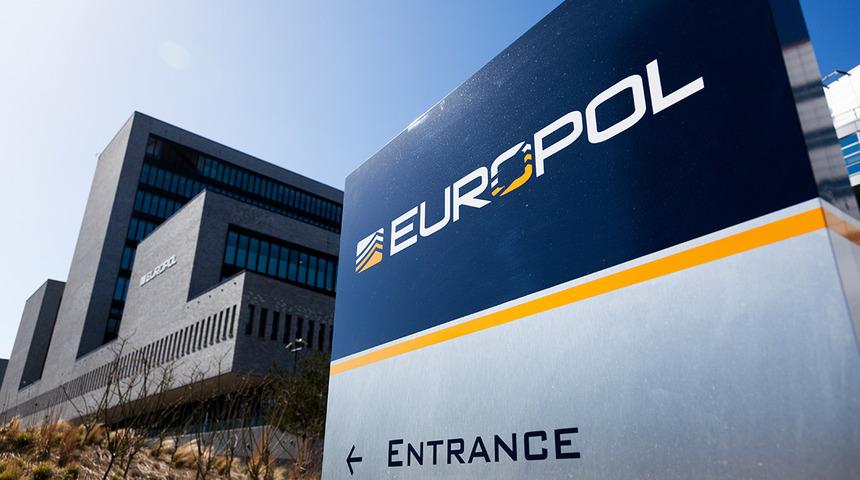 Europol duyurdu! Suç örgütlerine operasyon: 382 gözaltı