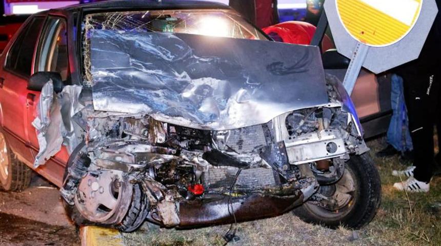 Edirne'de otomobil ile tır çarpıştı! Bir kişi yaralandı