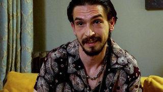 'Sapıklıklarınızı uzaklarda yaşayın' demişti! Cinsiyet değiştiren Ahmet Melih Yılmaz bralet sütyenle poz verdi!