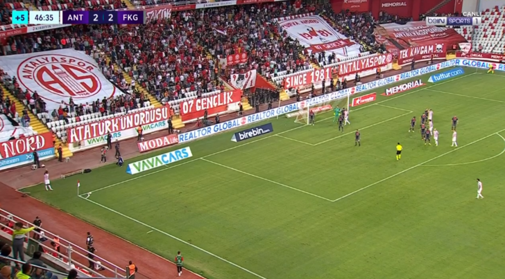 Antalyaspor-Fatih Karagümrük maçında tarihi geri dönüş! 45 dakikada 5 gol çıktı... G3