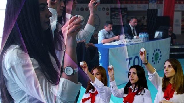 SON DAKİKA | TOKİ kura çekimi heyecanı! Sosyal Konut Projesi'nde Şırnak ve Ardahan'daki evler sahiplerini buldu