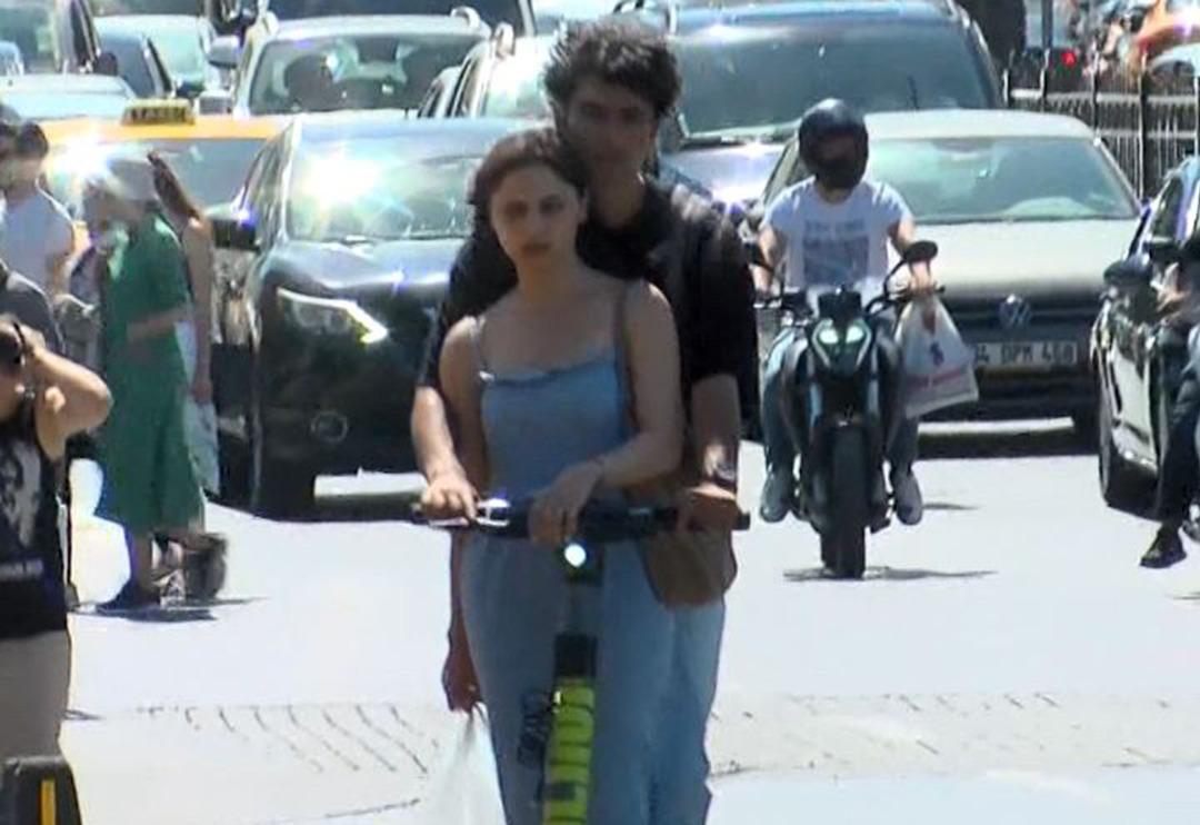 &Ouml;l&uuml;ml&uuml; kazalar artsa da yasak dinlemiyorlar! Skuter kullanımında 15 yaş altındaki gen&ccedil;lerin y&ouml;ntemi "pes" dedirtti: "Bankadan değil marketten aldım"