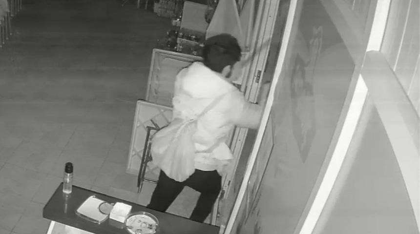 Antalya’da esnafın levyeli hırsız kabusu bitmiyor