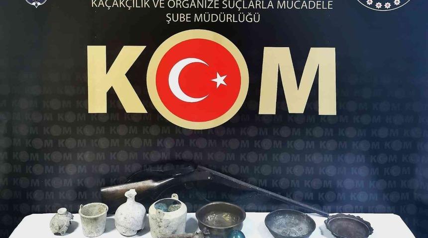 Sosyal medya siteleri üzerinden tarihi eser paylaşımları yapan şahıslara operasyon