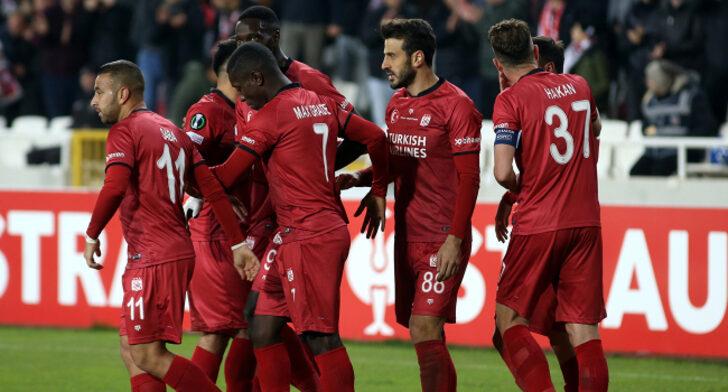 Ne yaptın Rıza hoca! O sözleri gündem oldu... "Fenerbahçe'yi çok severim, Beşiktaş'a gitsem şampiyon yaparım" G3