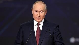 Putin, yeni Papa'yı tebrik etti