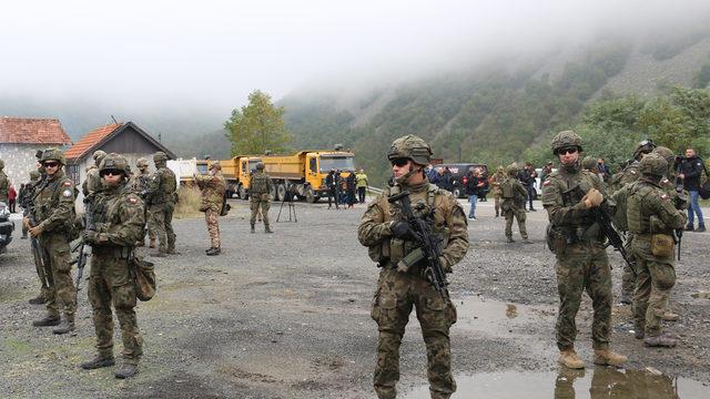 Orduya 'hazır ol' emri vermişlerdi! NATO iki ülkeye çağrı yaptı