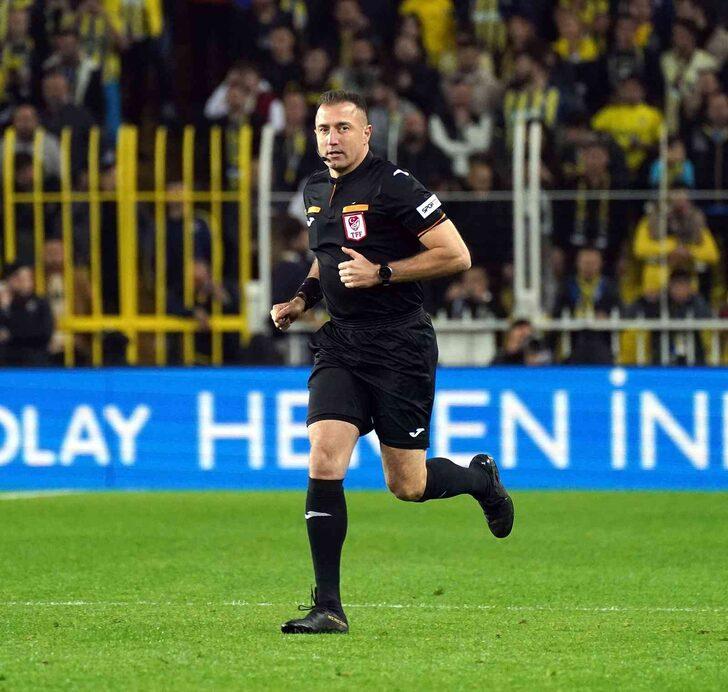 Kadıköy'de neler oldu neler! 7 dakikada 1 kırmızı kart, 1 penaltı 1 gol G4