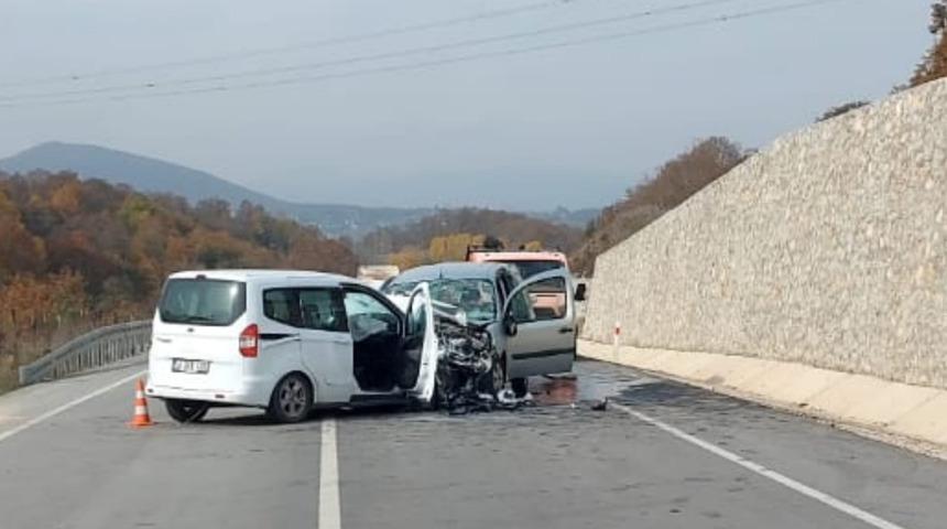 Samsun’da iki hafif ticari aracın çarpışması sonucu 1 kişi öldü