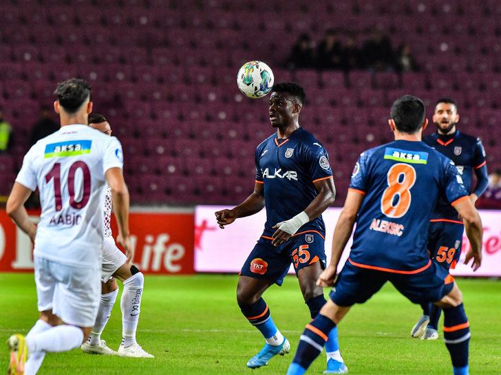 Emre Belözoğlu basın toplantısında çılgına döndü! Gazeteciye öyle bir tepki gösterdi ki... Herkes dondu kaldı G1