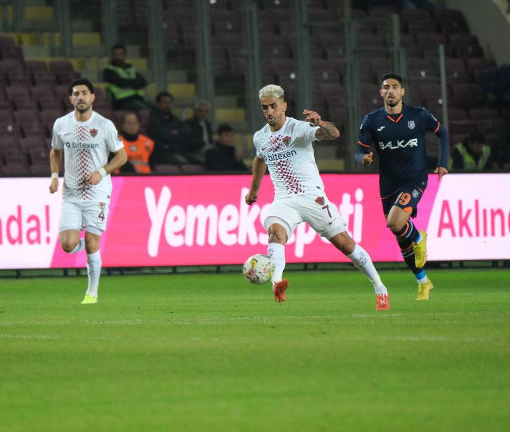 Emre Belözoğlu basın toplantısında çılgına döndü! Gazeteciye öyle bir tepki gösterdi ki... Herkes dondu kaldı G2