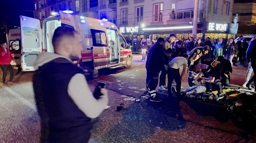 Düzce'de iki motosiklet çarpıştı, sürücüler ağır yaralandı