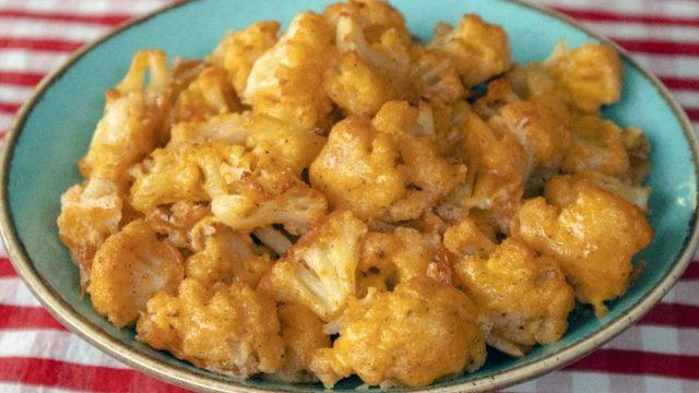 Sevmeyenler bile bu tarife bayılacak! Fırında karnabahar tarifi