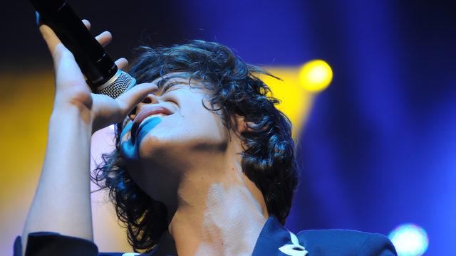 Zayn Malik'ten İngiltere başbakanına çağrı! 'Durumu olmayan öğrencilere ücretsiz verin' 