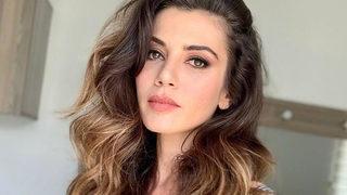 Gökçe Bahadır tarlada zeytin hasadında! 