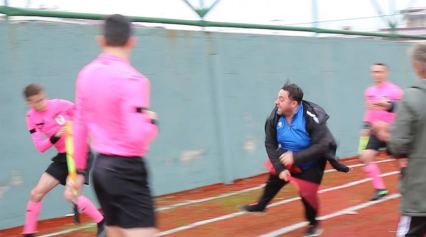 Trabzon'da amatör maçta hakemlere bayrak direğiyle saldırı