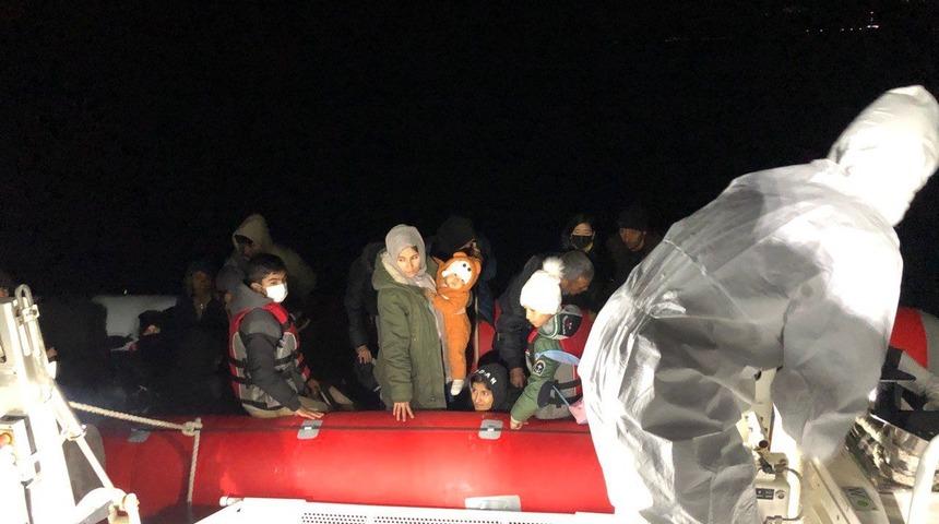 Çanakkale açıklarında 181 düzensiz göçmen yakalandı