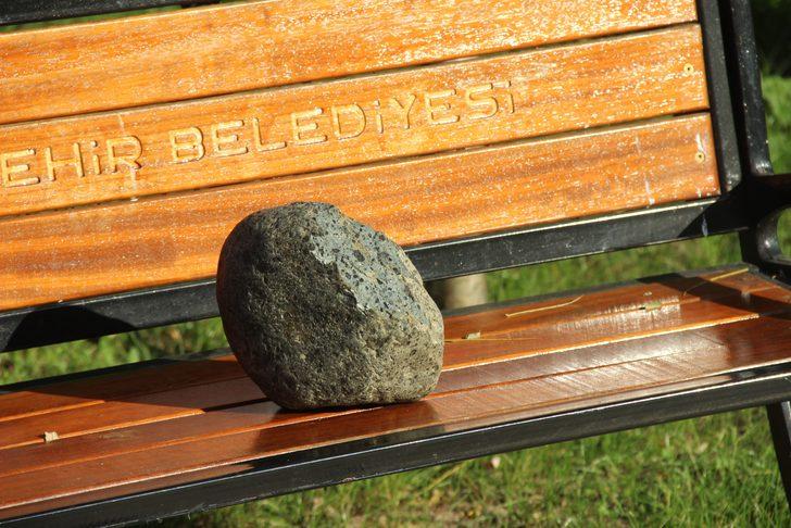 Uzaydan geldiğini düşünüyor... 10 yıl önce buldu 'Nasıl böyle bir şey olur?' diyerek hemen eve götürdü! "Satın almak istediler..." G4