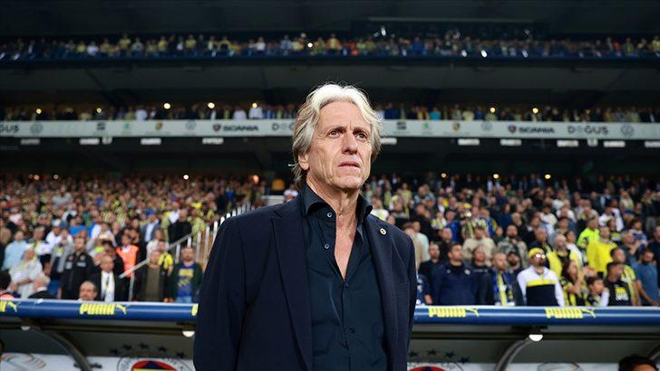 Fenerbahçe teknik direktörü Jorge Jesus Adana Demirspor Fenerbahçe maçında yaşanan olaylar sonrası açıklamalarda bulundu! "VAR 'Görmedi' değil, devreye girmek istemedi" G4