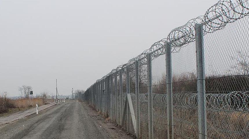 Edirne Valiliği duyurdu: Sınırda Bulgar polisin silahla öldürülmesi olayına karıştığı iddiasıyla 2 zanlı yakalandı