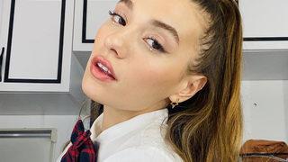 Duy Beni'nin Melisa'sı Sümeyye Aydoğan iç çamaşırlı pozunu paylaştı! Ünlü isimler övmeye doyamadı