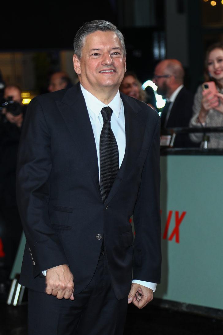 Netflix'in fenomen dizisi The Crown bugün dönüyor! Prömiyerden çok özel anlar... G1