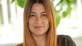 Aldatmak dizisinin Güzide'si Vahide Perçin'in kızı da ünlü oyuncu çıktı! Meğer rol arkadaşıymış... Gören şaştı