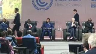 İngiltere Başbakanı Sunak sosyal medyada gündem oldu! Salonu apar topar terk etti