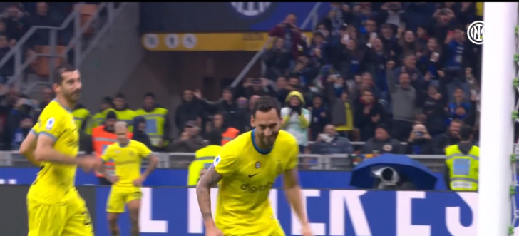 İtalyanların tek aşkı Hakan Çalhanoğlu! Sosyal medya hesaplarına yorum yağdırıyorlar... G2