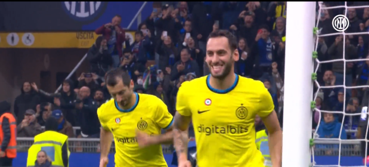 İtalyanların tek aşkı Hakan Çalhanoğlu! Sosyal medya hesaplarına yorum yağdırıyorlar... G3