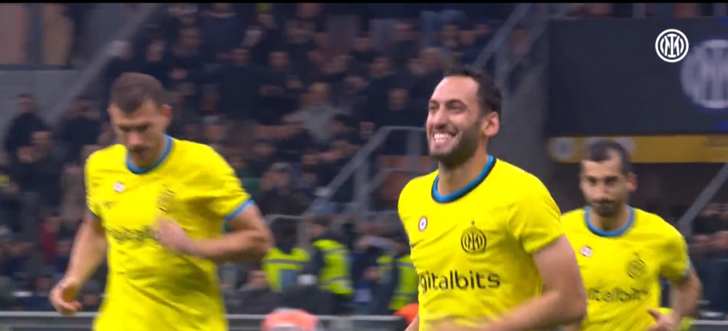 İtalyanların tek aşkı Hakan Çalhanoğlu! Sosyal medya hesaplarına yorum yağdırıyorlar... G4