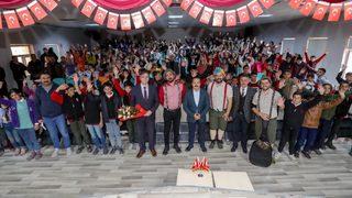 Muradiye’de çocuklar için tiyatro etkinliği