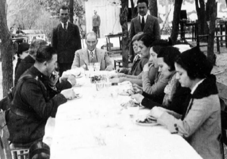Atatürk'ün sevdiği yemekler nelerdir? İşte Mustafa Kemal Atatürk'ün en sevdiği yemekler G4