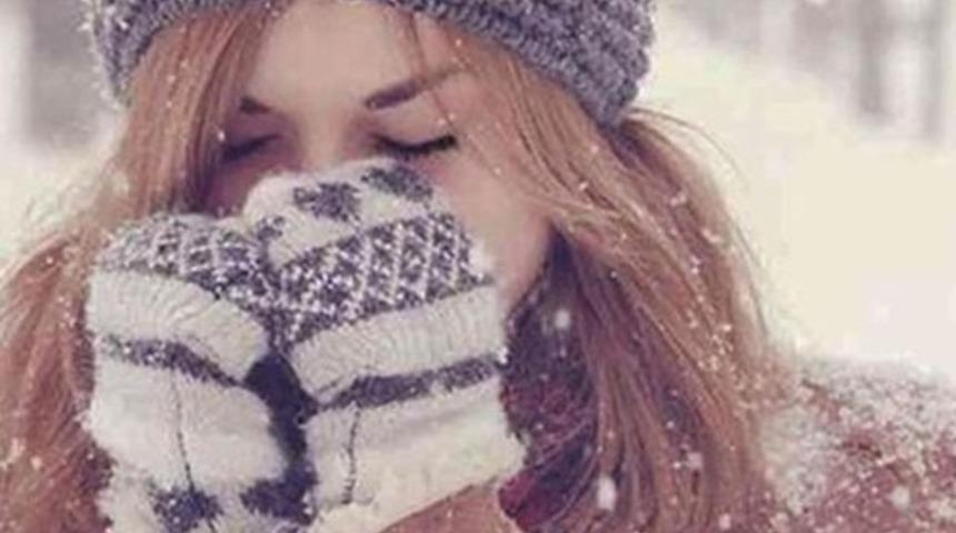 &Uuml;ş&uuml;yen il&ccedil;e sakiniyle belediye başkanından g&uuml;l&uuml;mseten diyalog