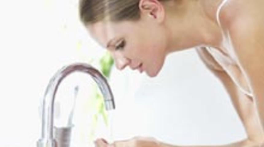 Y&uuml;z&uuml;n&uuml;z&uuml; Doğru Yıkıyor musunuz?