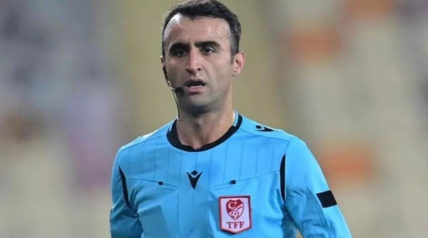 Başakşehir Galatasaray maçının hakemi Atilla Karaoğlan kimdir? Süper Lig'de 14. haftanın en önemli maçını Atilla Karaoğlan yönetecek!