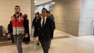 Eşini öldürmeye teşebbüsten yargılanan iş adamından duruşmada şok hareket! Anında tutuklandı