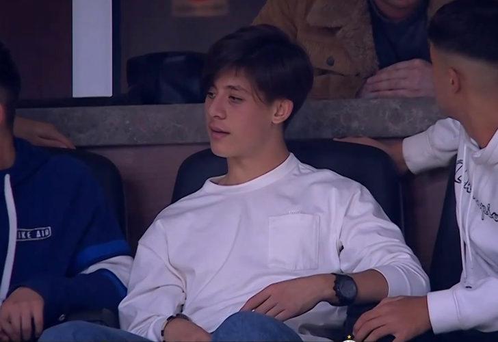 Fenerbahçe Beko - Kızılyıldız maçındaki kadın taraftar sosyal medyaya damgasını vurdu!  G2