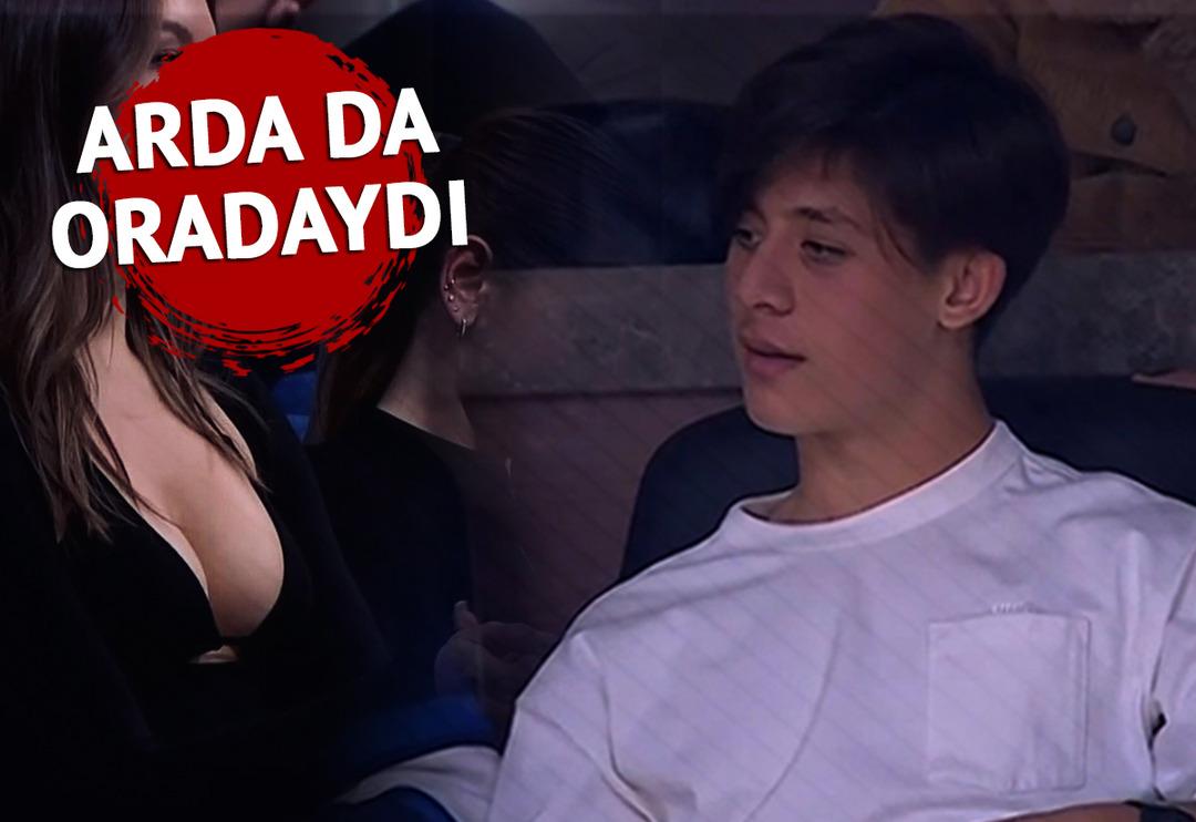 Fenerbah&ccedil;e Beko - Kızılyıldız ma&ccedil;ındaki kadın taraftar sosyal medyaya damgasını vurdu! 