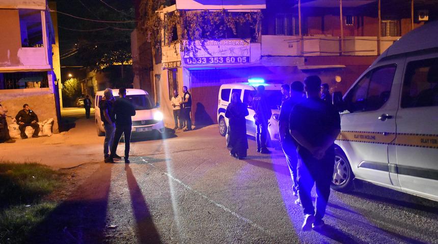 Sokak ortasında kanlı çatışma! Ortalık savaş alanına döndü, sebebi 'pes' dedirtti