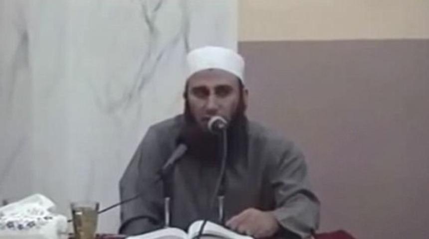 Mısırlı din adamından iğrenç sözler: Erkekler, evlilik dışı doğan kızlarıyla cinsel ilişkiye girebilir