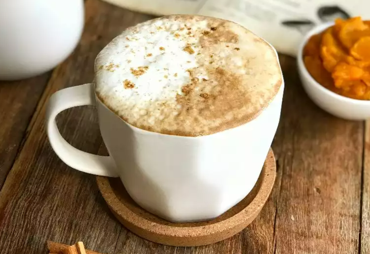 Kışın vazge&ccedil;ilmez i&ccedil;eceği: Evde pumpkin spice latte tarifi