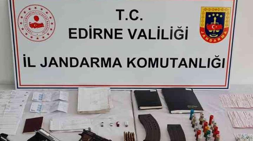 Tek tek isimlerini ve miktarları yazmışlar... Milyonlarca liralık vurgun! &Ouml;rg&uuml;t operasyonla &ccedil;&ouml;kertildi