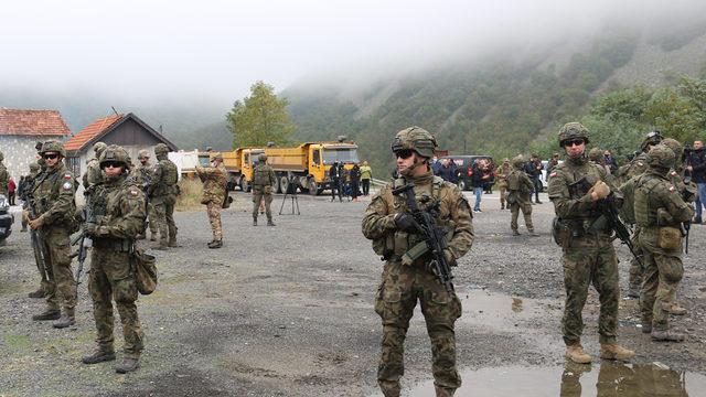 AB'den Kosova ve Sırbistan'a çağrı! Gerilimi düşürün