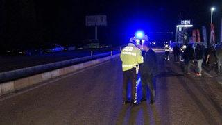 Düğünden çıkanlara ticari araç çarptı: 1 ölü, 1 yaralı