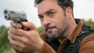 Arka Sokaklar'ın Hakan'ı Ozan Çobanoğlu'nun eşi de çok ünlü çıktı! Gören şaştı kaldı