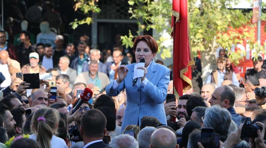 Akşener'den dikkat çeken sözler: Muhteremlerin rahatını bozmak üzere yola çıktım