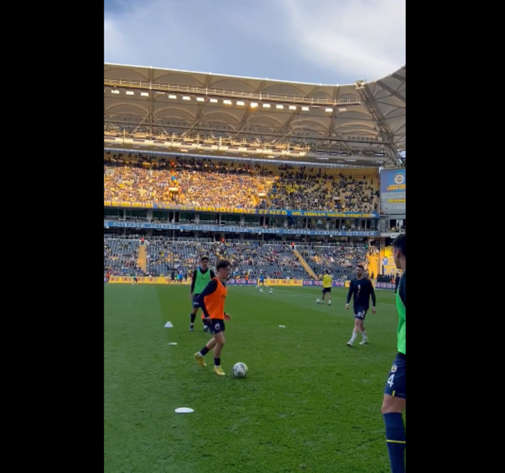 Fenerbahçe'de İsmail Yüksek, Arda Güler'i saha içinde kovaladı ''Oğlum niye vermiyorsun?'' G3