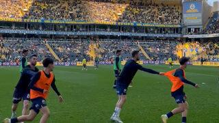 Fenerbahçe'de İsmail Yüksek, Arda Güler'i saha içinde kovaladı ''Oğlum niye vermiyorsun?''